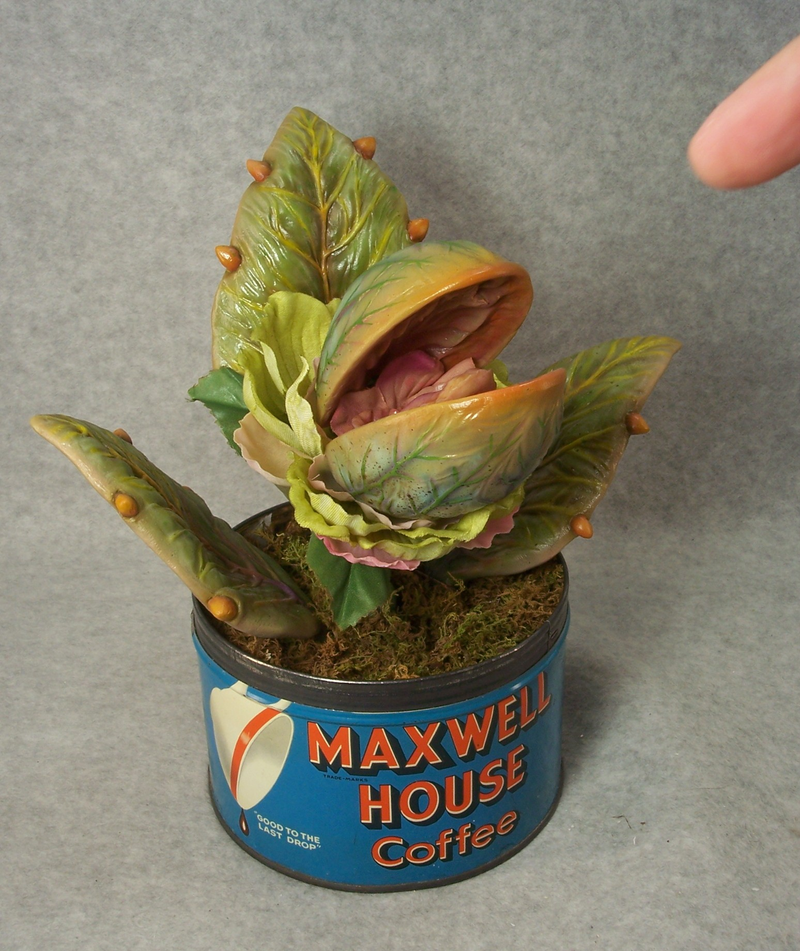 Illustration for article titled This Audrey II Model Is Pitch Perfect